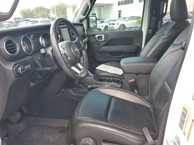 2022 Jeep Gladiator Overland 4WD