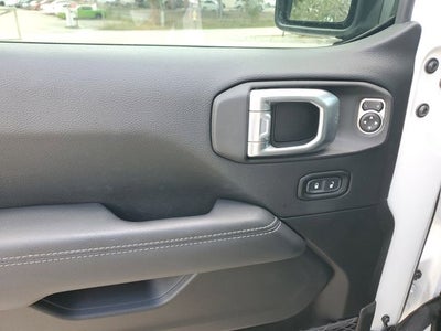 2022 Jeep Gladiator Overland 4WD