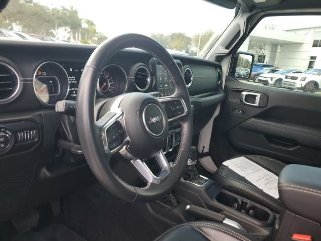 2022 Jeep Gladiator Overland 4WD