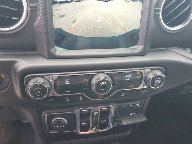 2022 Jeep Gladiator Overland 4WD