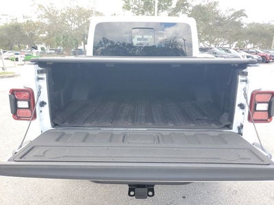 2022 Jeep Gladiator Overland 4WD