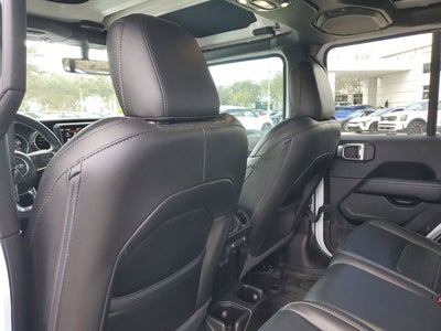 2022 Jeep Gladiator Overland 4WD