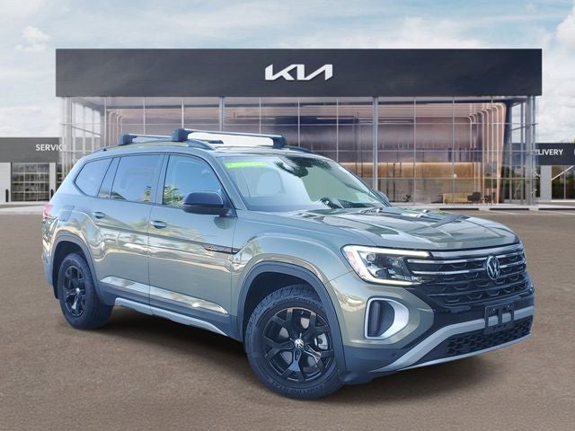 2024 Volkswagen Atlas 2.0T Peak Edition SE w/Technology AWD
