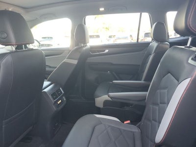 2024 Volkswagen Atlas 2.0T Peak Edition SE w/Technology AWD