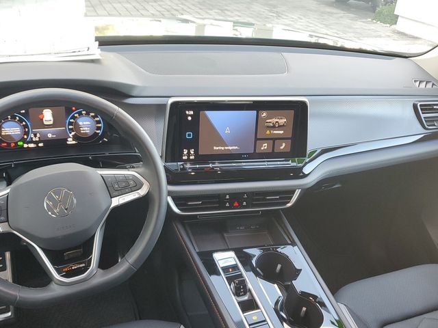2024 Volkswagen Atlas 2.0T Peak Edition SE w/Technology AWD