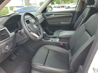 2023 Volkswagen Atlas 3.6L V6 SE w/Technology