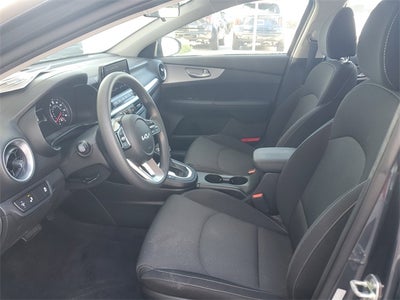 2023 Kia Forte LXS w/ Technology Package