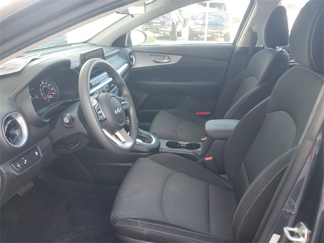 2023 Kia Forte LXS w/ Technology Package