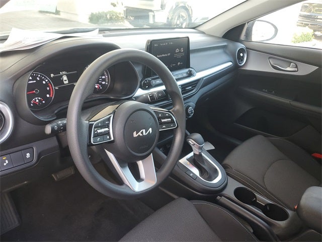 2023 Kia Forte LXS w/ Technology Package