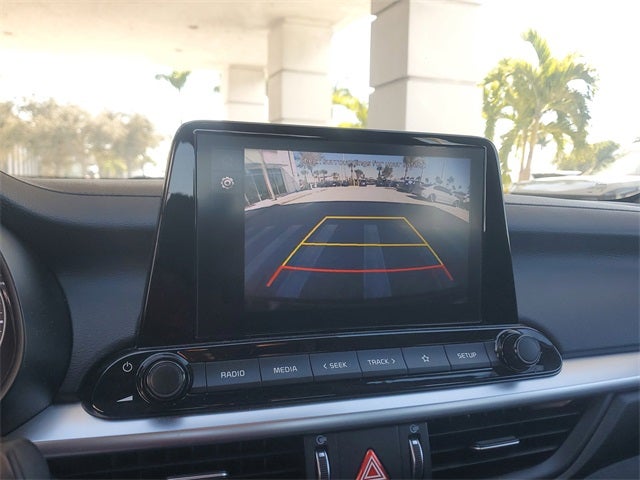 2023 Kia Forte LXS w/ Technology Package