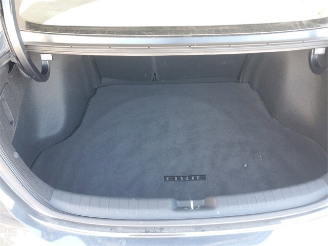 2023 Kia Forte LXS w/ Technology Package