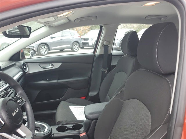 2023 Kia Forte LXS w/ Technology Package