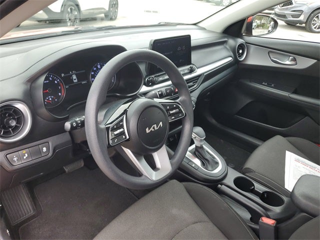 2023 Kia Forte LXS w/ Technology Package
