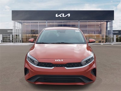 2023 Kia Forte LXS w/ Technology Package