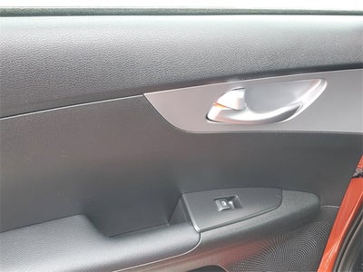 2023 Kia Forte LXS w/ Technology Package