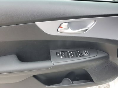 2024 Kia Forte LXS w/ Technoloy Package