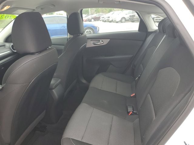 2024 Kia Forte LXS w/ Technoloy Package