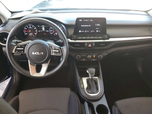 2023 Kia Forte LXS w/ Technology Package