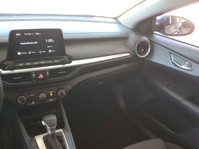 2023 Kia Forte LXS w/ Technology Package