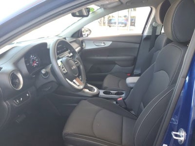 2023 Kia Forte LXS w/ Technology Package