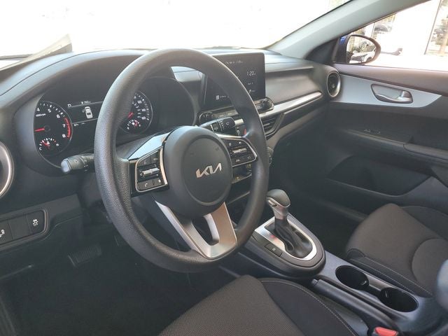2023 Kia Forte LXS w/ Technology Package