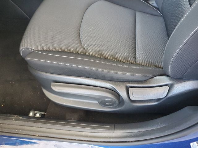 2023 Kia Forte LXS w/ Technology Package