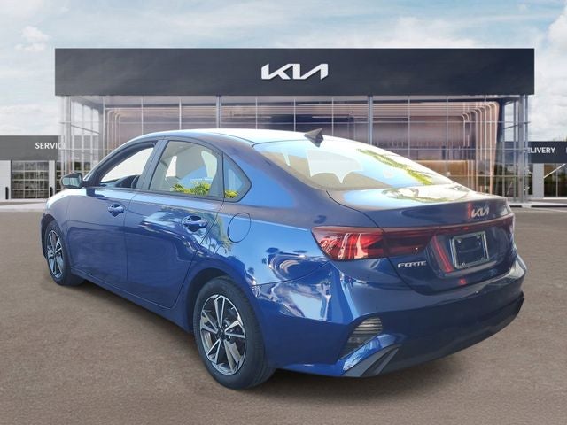 2023 Kia Forte LXS w/ Technology Package