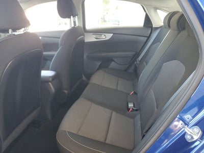 2023 Kia Forte LXS w/ Technology Package