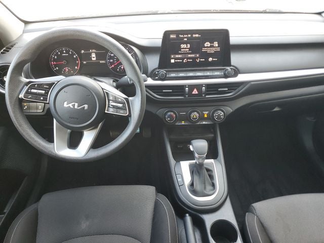 2023 Kia Forte LXS w/ Technology Package