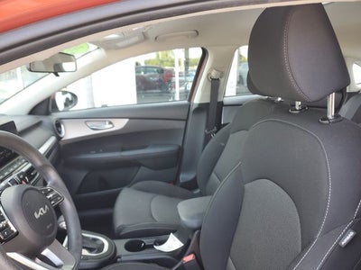 2023 Kia Forte LXS w/ Technology Package
