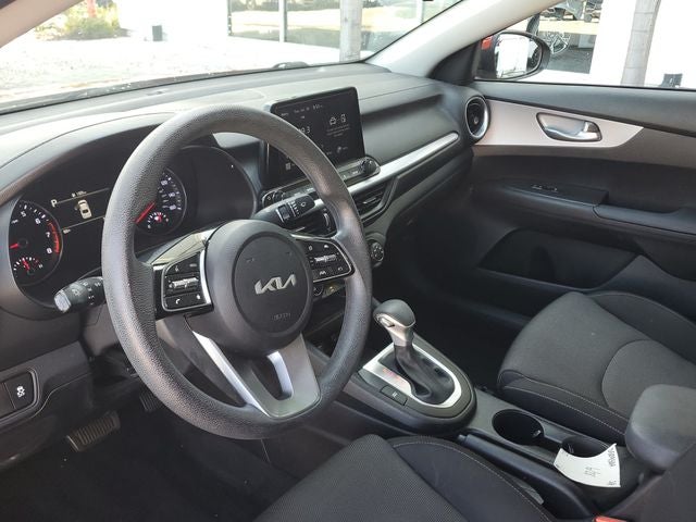 2023 Kia Forte LXS w/ Technology Package
