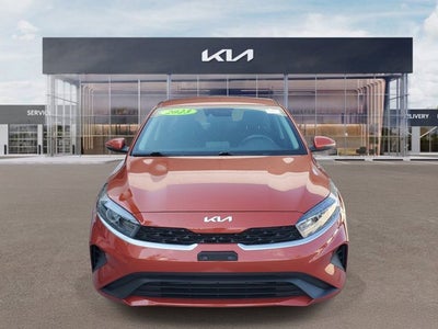2023 Kia Forte LXS w/ Technology Package
