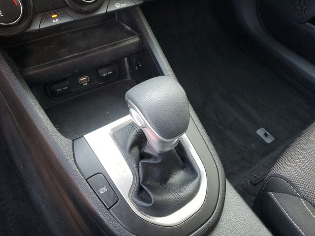 2023 Kia Forte LXS w/ Technology Package