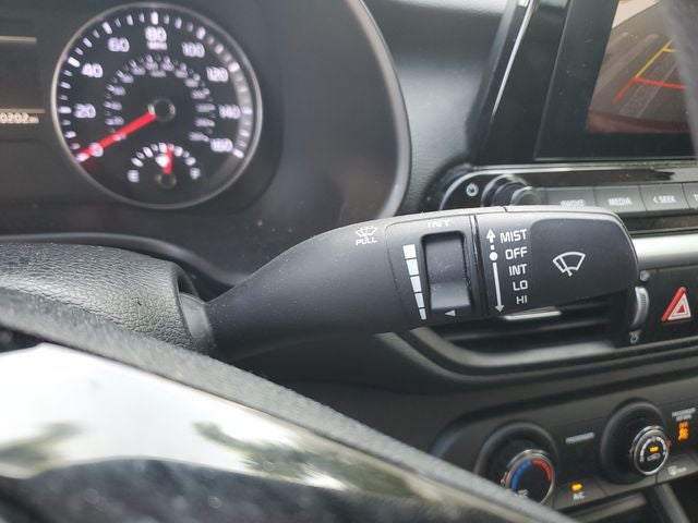 2023 Kia Forte LXS w/ Technology Package