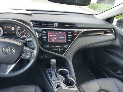 2018 Toyota Camry Hybrid XLE