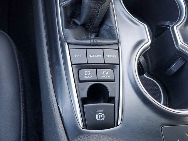 2018 Toyota Camry Hybrid XLE