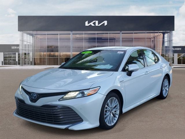 2018 Toyota Camry Hybrid XLE