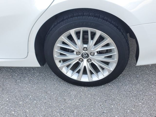 2018 Toyota Camry Hybrid XLE
