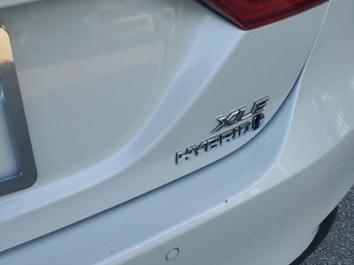 2018 Toyota Camry Hybrid XLE