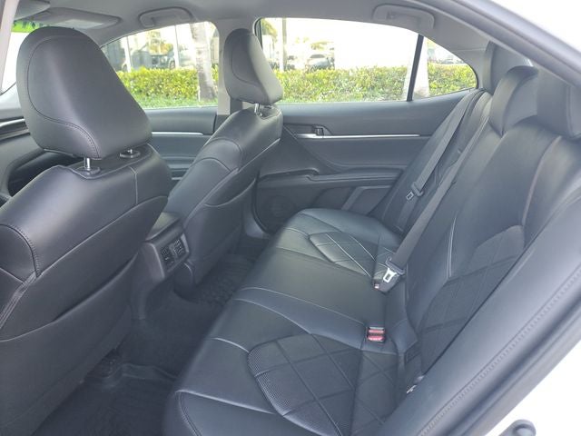 2018 Toyota Camry Hybrid XLE