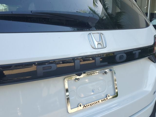 2023 Honda Pilot Elite AWD