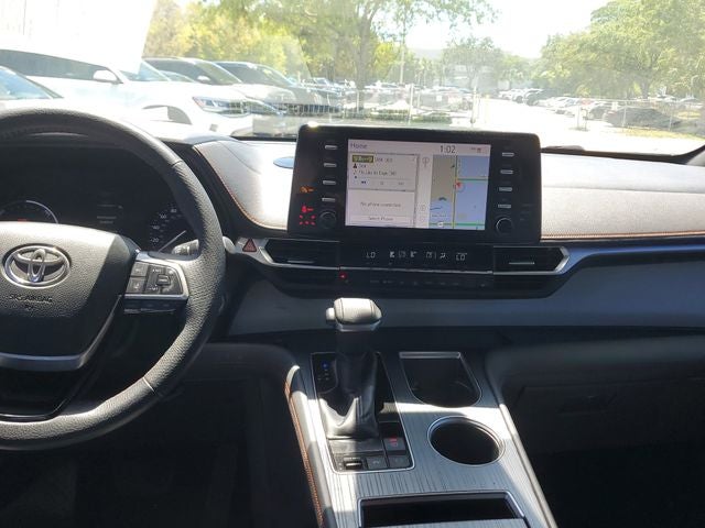 2021 Toyota Sienna XSE 7 Passenger