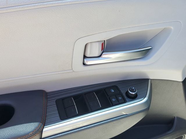 2021 Toyota Sienna XSE 7 Passenger