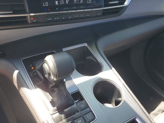 2021 Toyota Sienna XSE 7 Passenger