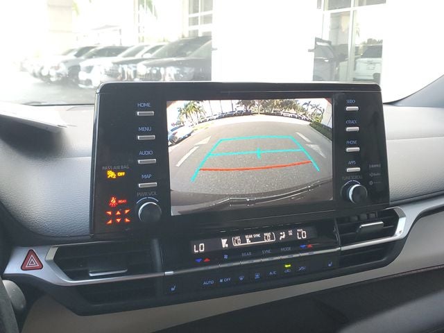 2021 Toyota Sienna XLE 8 Passenger