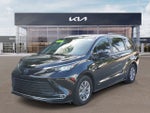 2021 Toyota Sienna XLE 8 Passenger