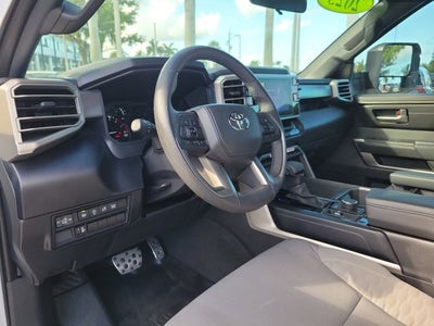 2025 Toyota Tundra SR5 4WD