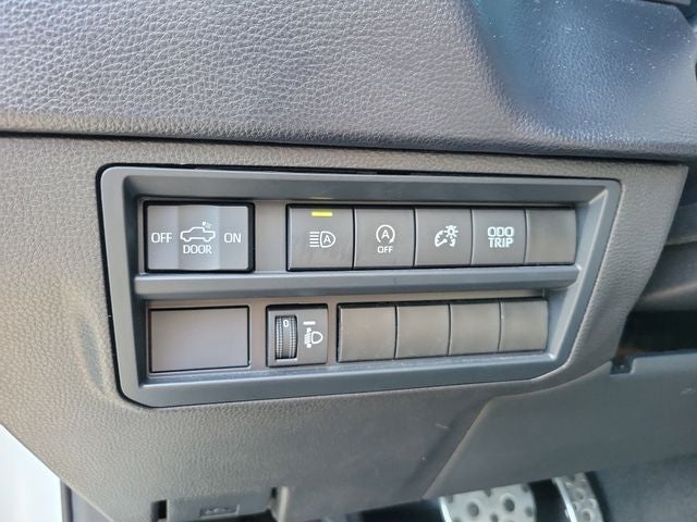 2025 Toyota Tundra SR5 4WD