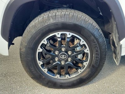 2025 Toyota Tundra SR5 4WD