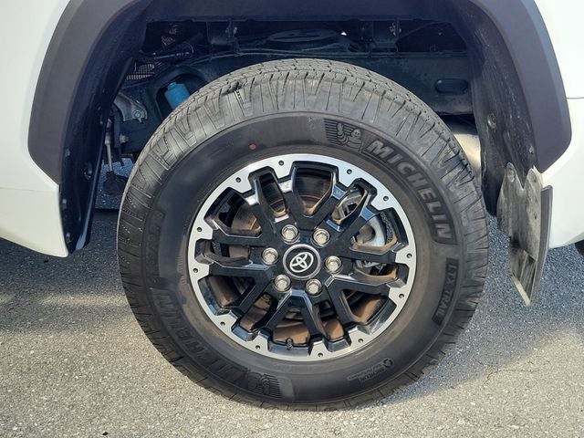2025 Toyota Tundra SR5 4WD